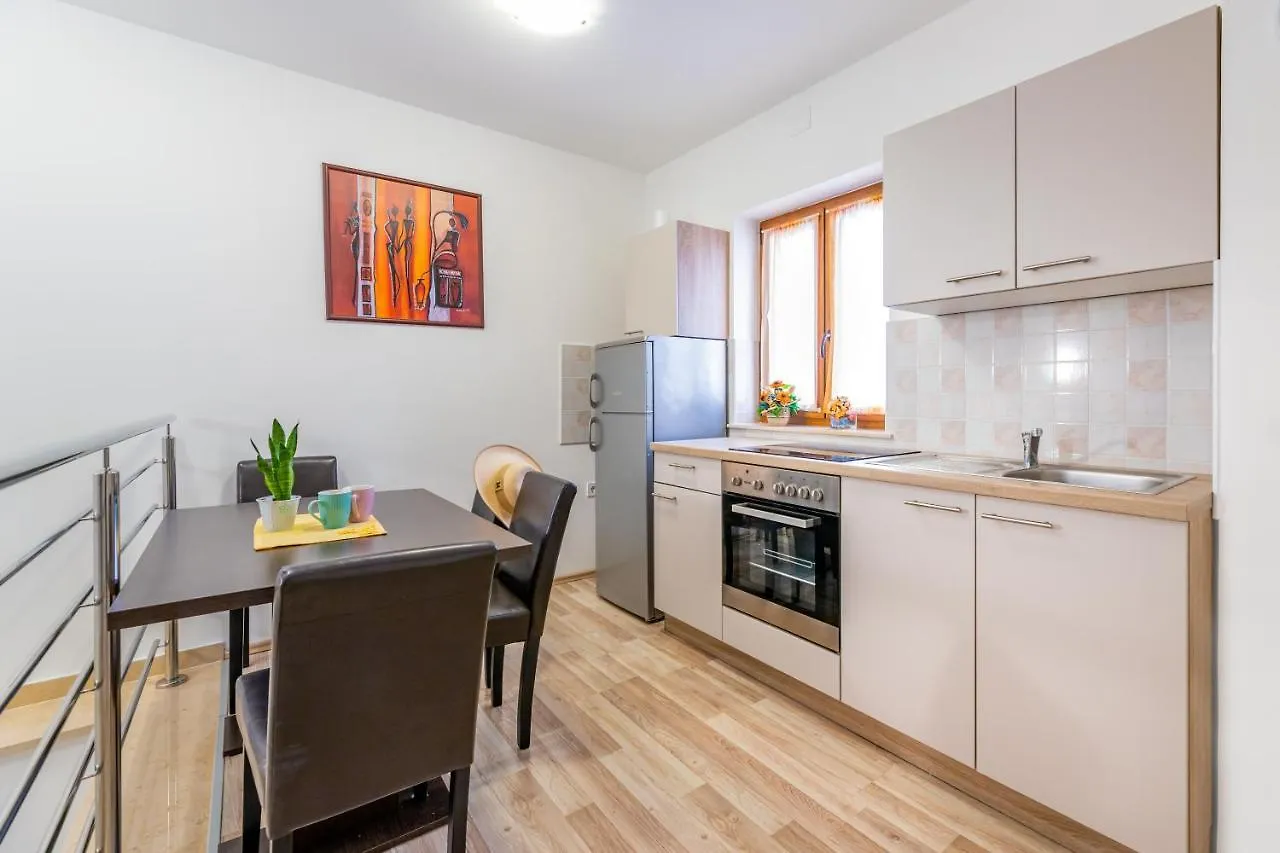 Danijela Baska Harbour Apartment 0*, Baska (Krk) Croatia